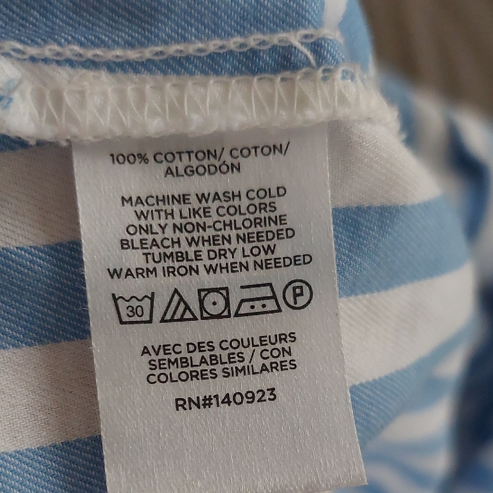 LOFT Blue and White Casual Button Down Shirt - Picture 5 of 6